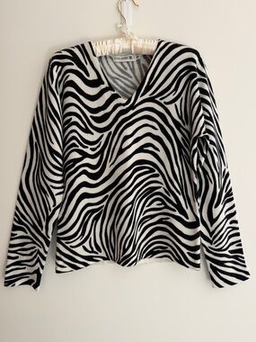 RINO ROSSI Vintage Pullover V Neck Sweater Zebra Print Safari Animal Print Chic